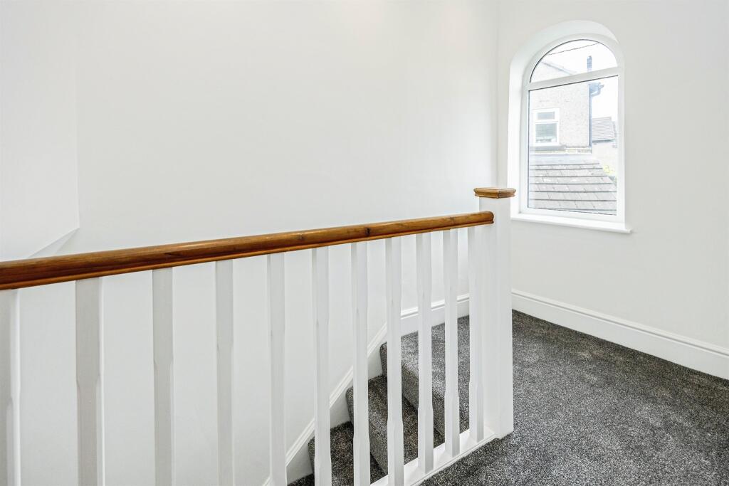 Additional image 5 of Moor Close Lane, Queensbury, Bradford