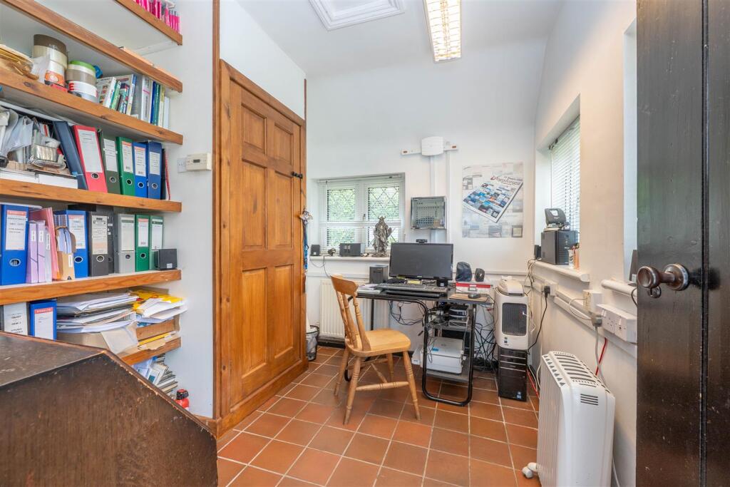 Additional image 17 of Vicarage Hill, Tanworth-In-Arden, Solihull