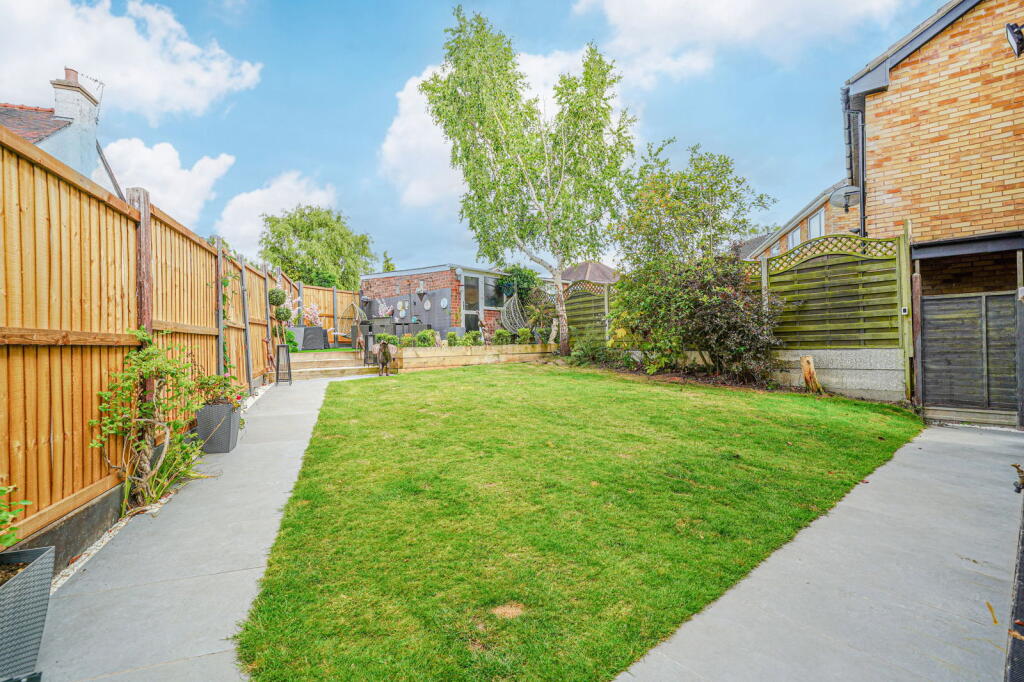 Additional image 35 of Peterbrook Road, Shirley