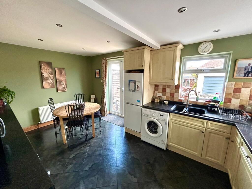 Additional image 6 of Albert Close, Yeovil, BA21