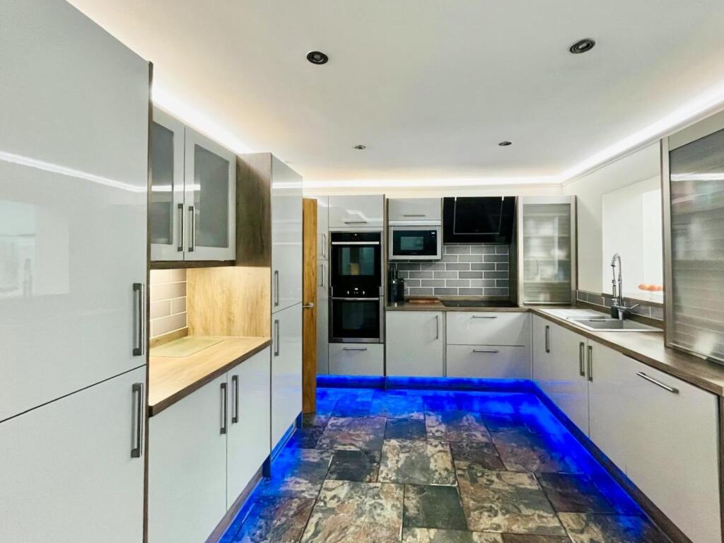 Additional image 6 of Back Lane, Thornton, Bradford