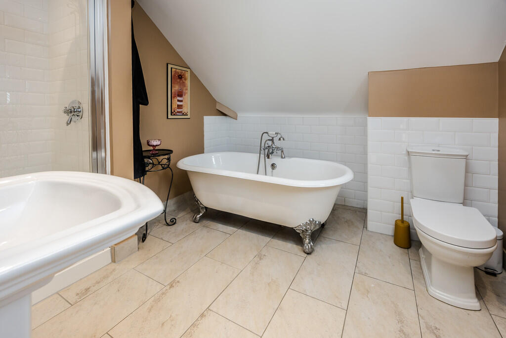 Additional image 29 of Jonscroft, Queensbury