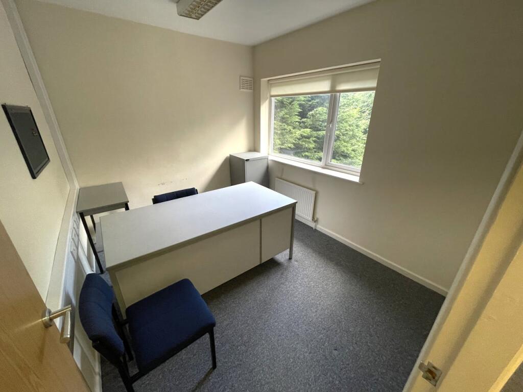 Additional image 5 of 966 Old Lode Lane, Solihull, B92 8LN