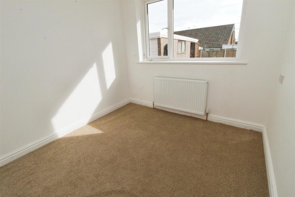 Additional image 9 of Markfield Avenue, Low Moor, Bradford, BD12 0UH