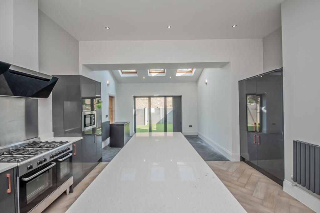 Additional image 10 of Oxford Road, Gomersal, Cleckheaton, BD19