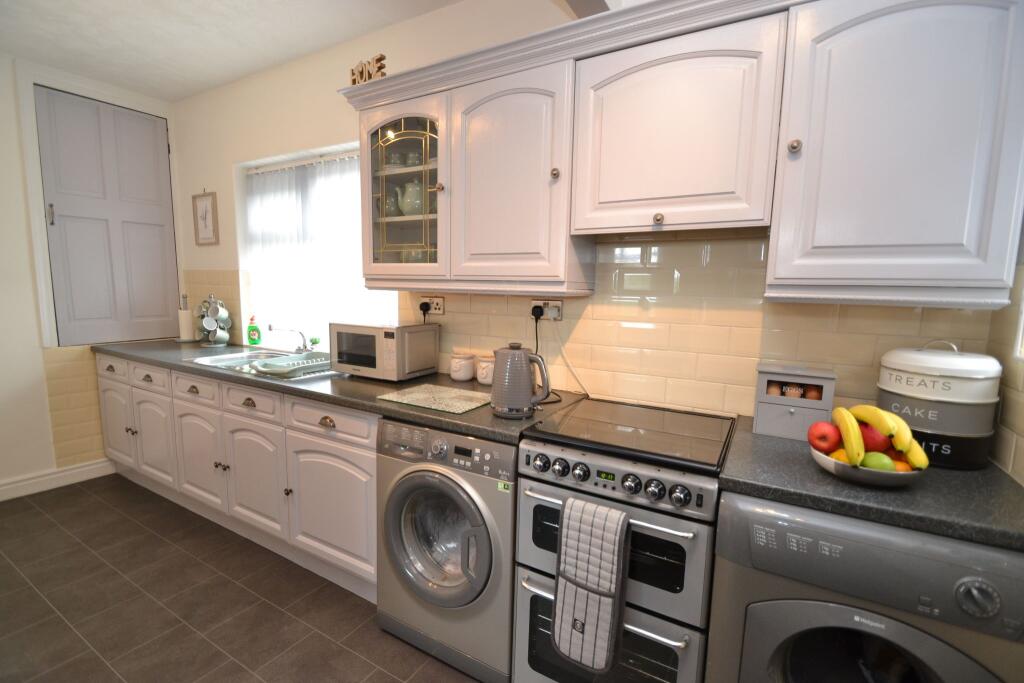 Additional image 6 of Thackley Old Road, Windhill,