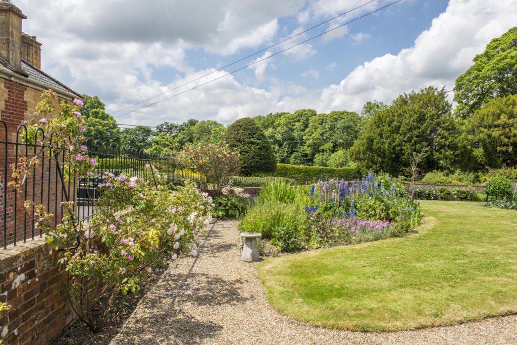 Additional image 27 of Thorne, Somerset, BA21