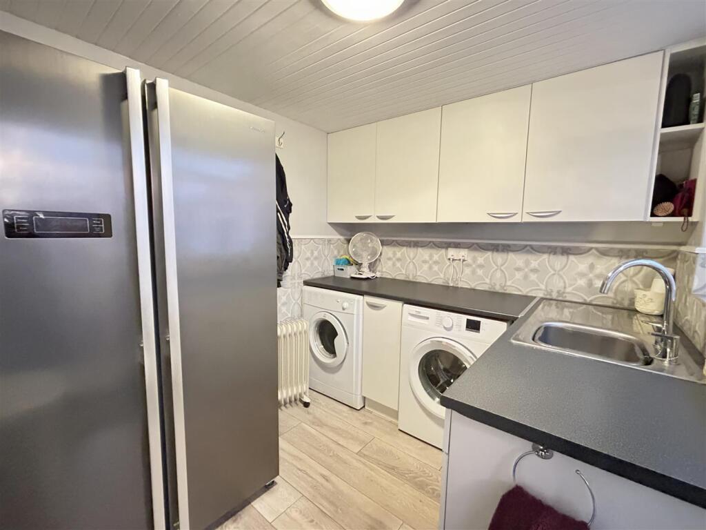 Additional image 12 of Hadendale, Cradley Heath