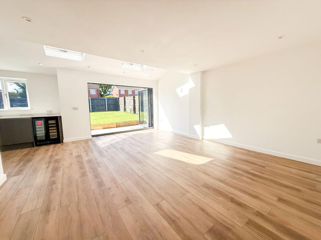 Additional image 11 of Neighbrook Close, Redditch,