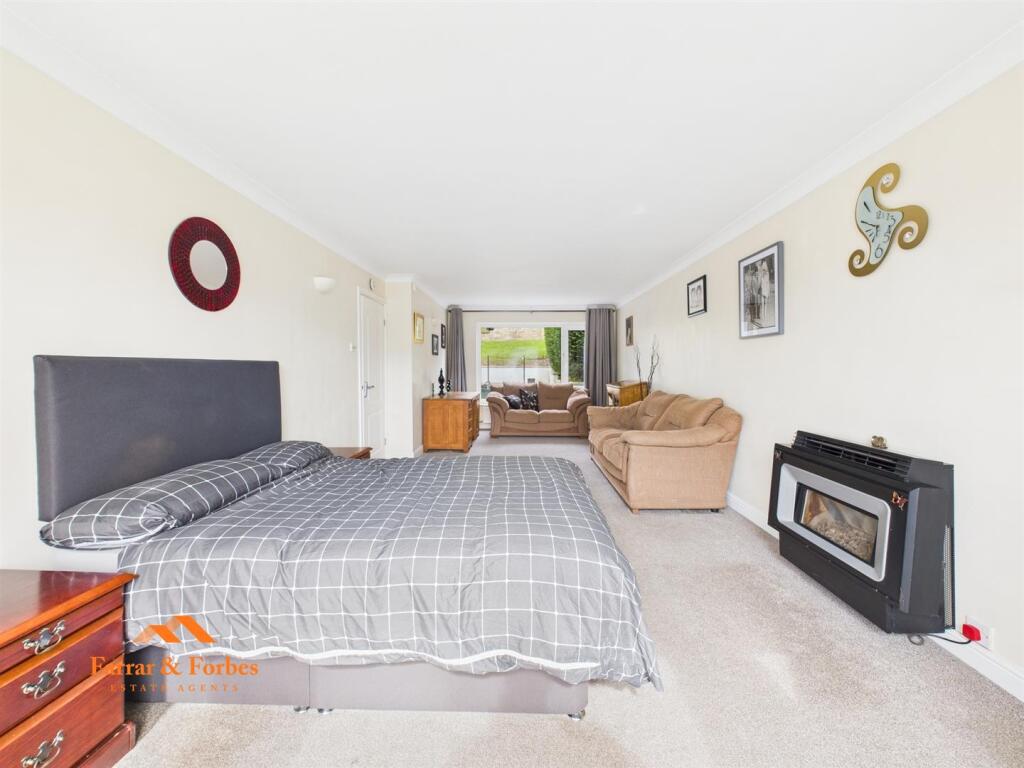 Additional image 30 of Standroyd Drive, Colne