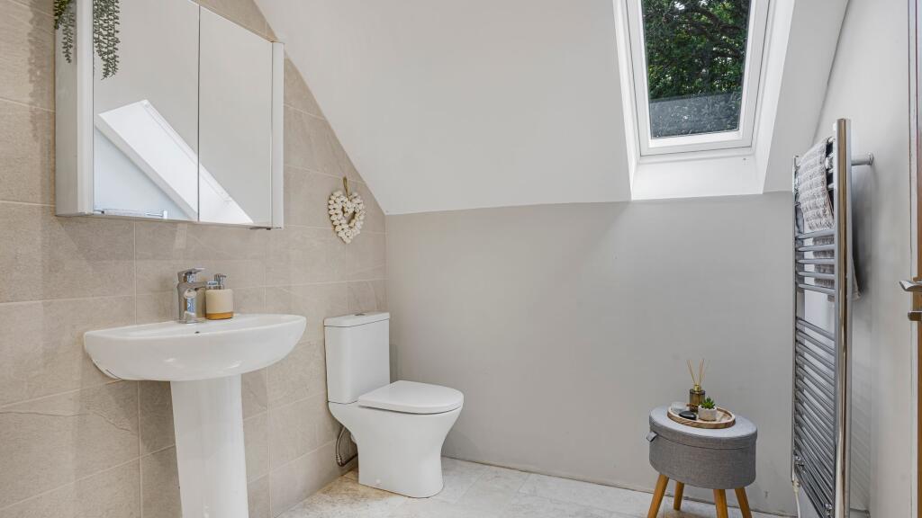 Additional image 35 of Oak View Rise, Four Oaks, B75