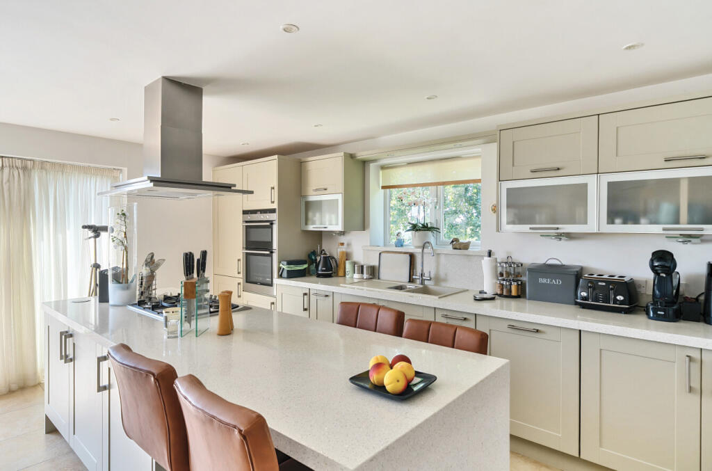 Additional image 6 of Bayford Court, Bayford Hill, Wincanton, BA9