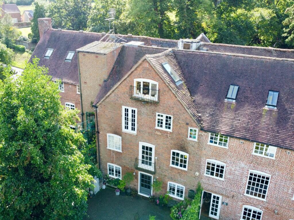 Additional image 32 of Stratford Road, Wootton Wawen, B95 6BY