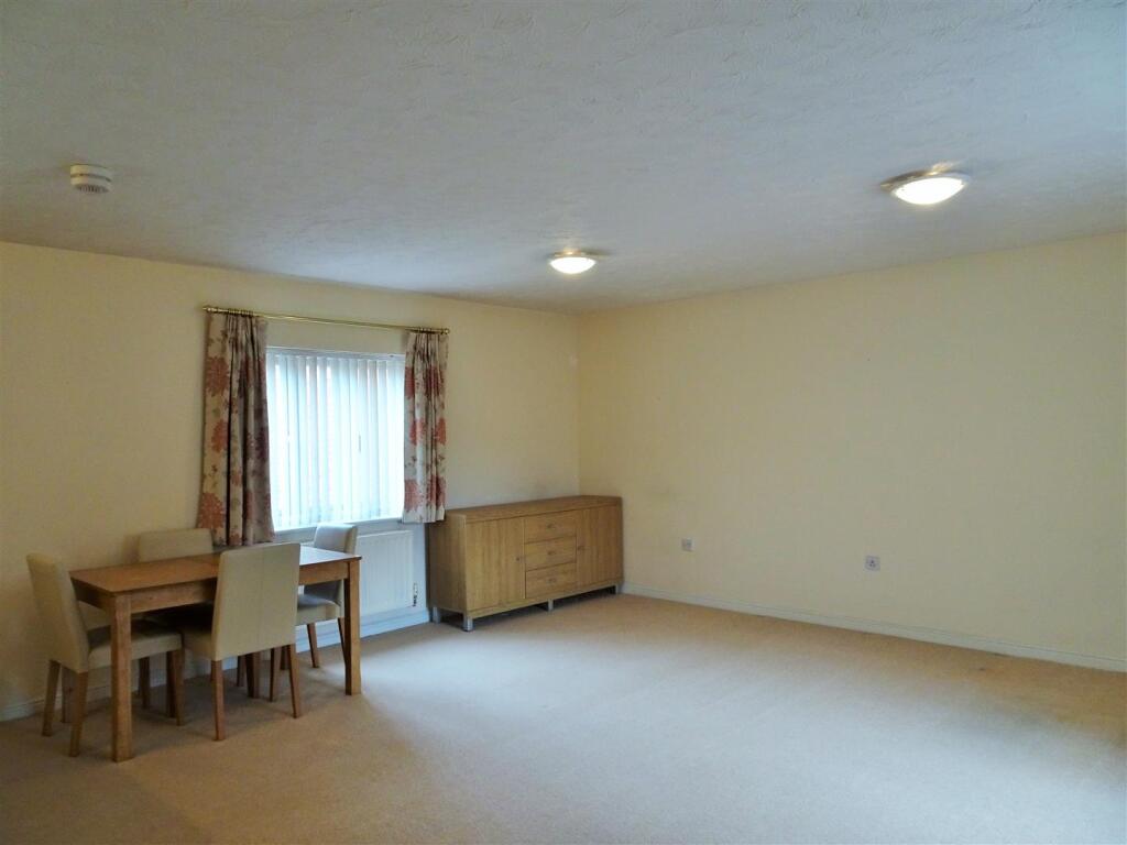 Additional image 5 of 5 Wharf Lane Solihull B91 2LF