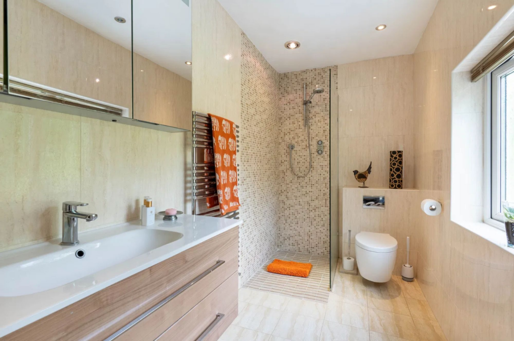 Additional image 9 of Dale Hill, Blackwell, B60