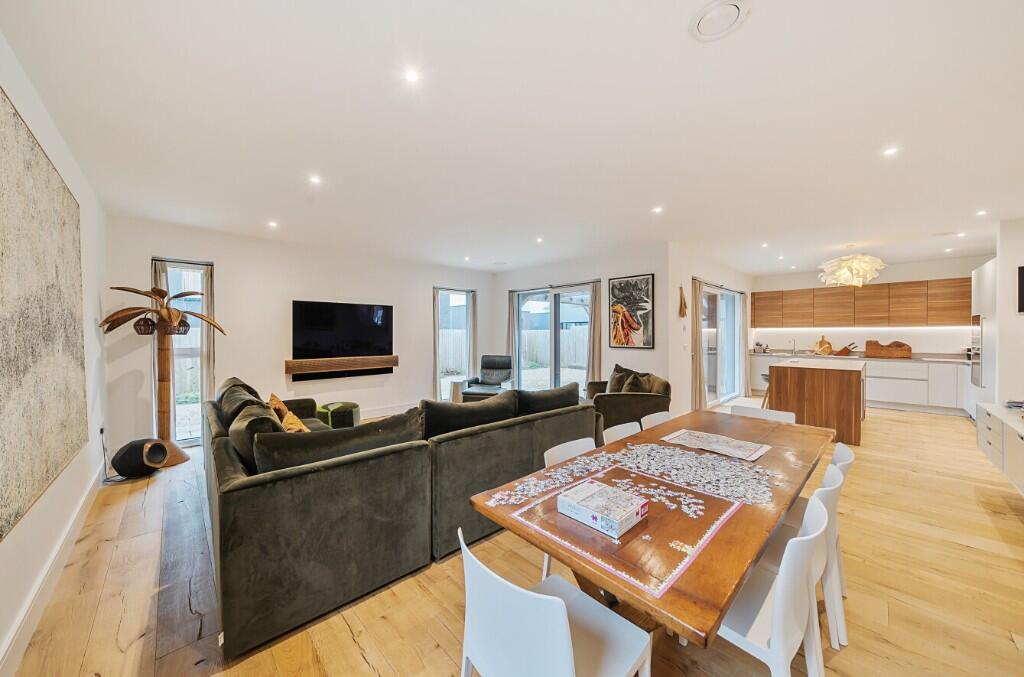 Additional image 5 of Sheephouse Drive, Bruton, Somerset, BA10 0FE