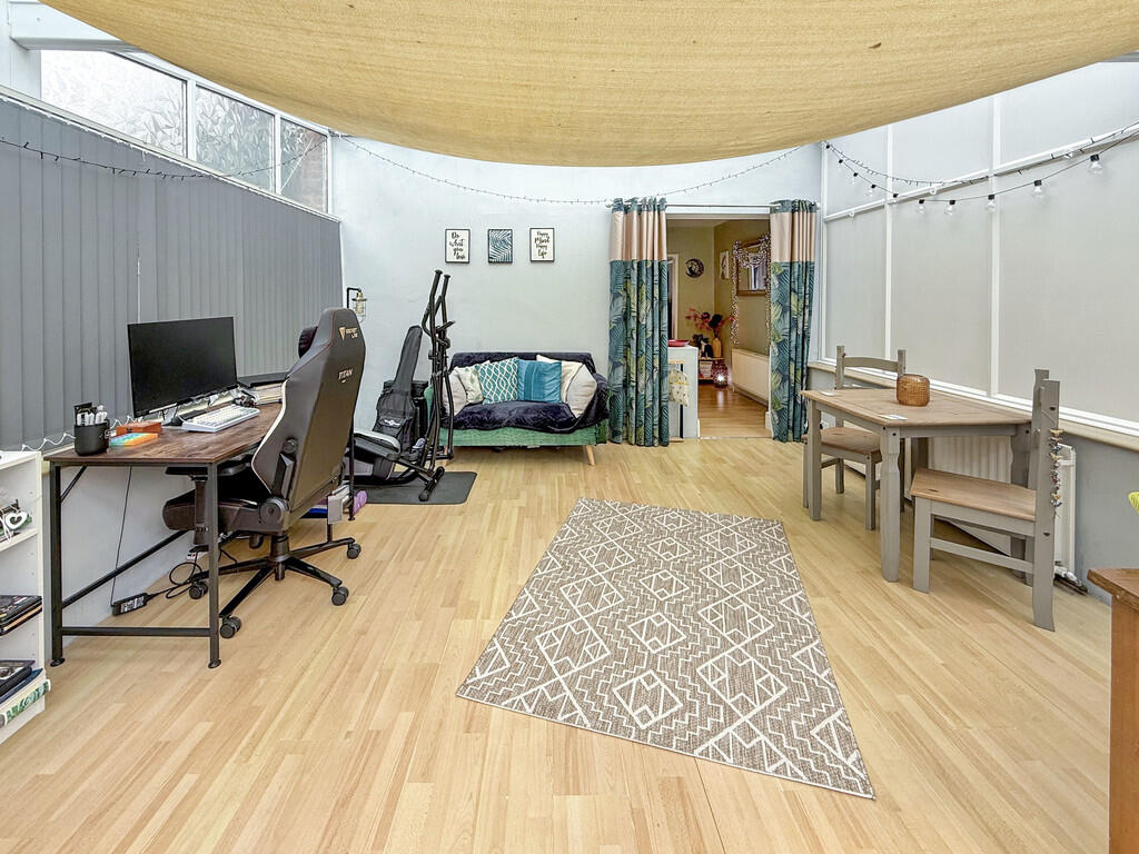 Additional image 9 of Luxfield Road, Warminster