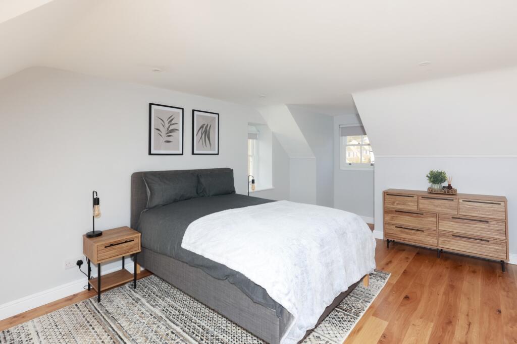 Additional image 10 of Bath Road