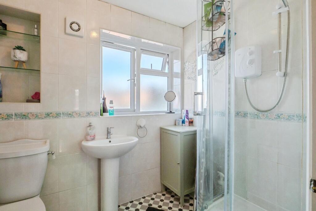 Additional image 18 of Richmond Close, Tamworth, Staffordshire