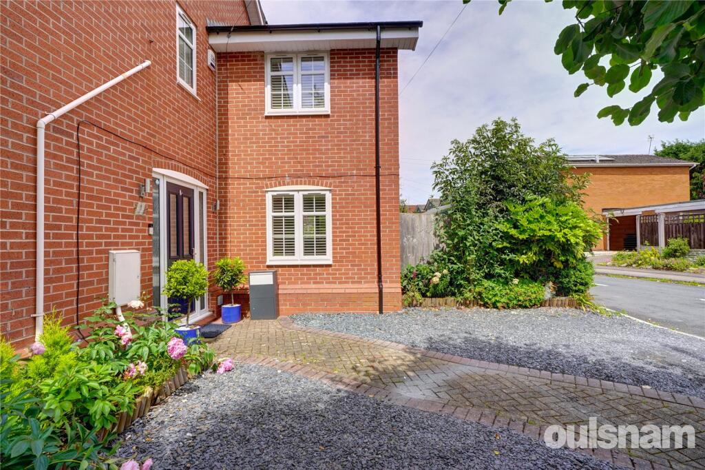Additional image 32 of Julian Close, Catshill, Bromsgrove, Worcestershire, B61