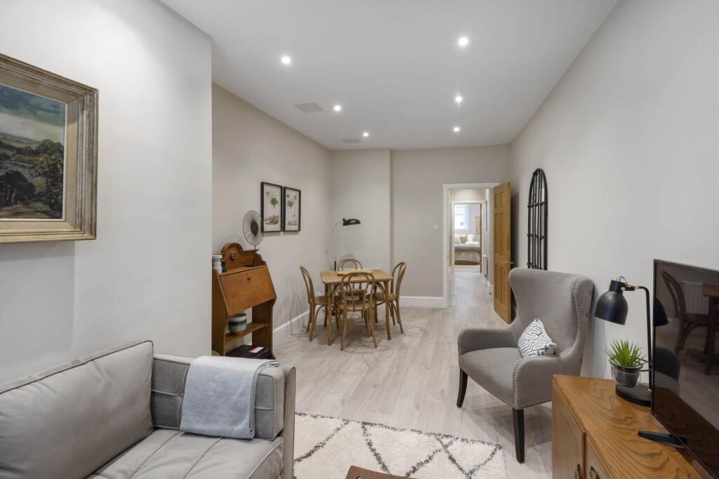 Additional image 14 of Flat 2, 12 Union Passage