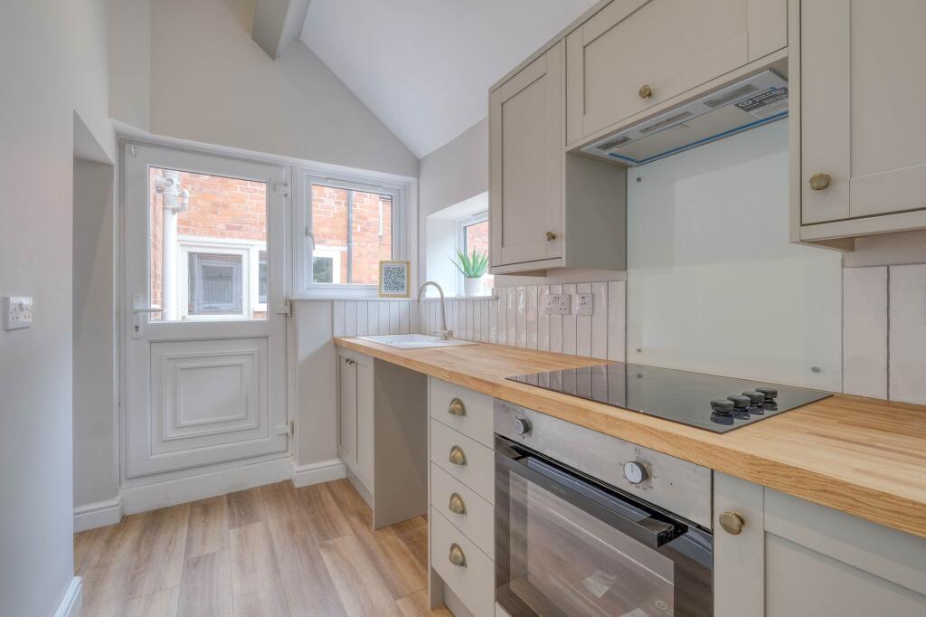 Additional image 6 of Worcester Road, Bromsgrove, B61