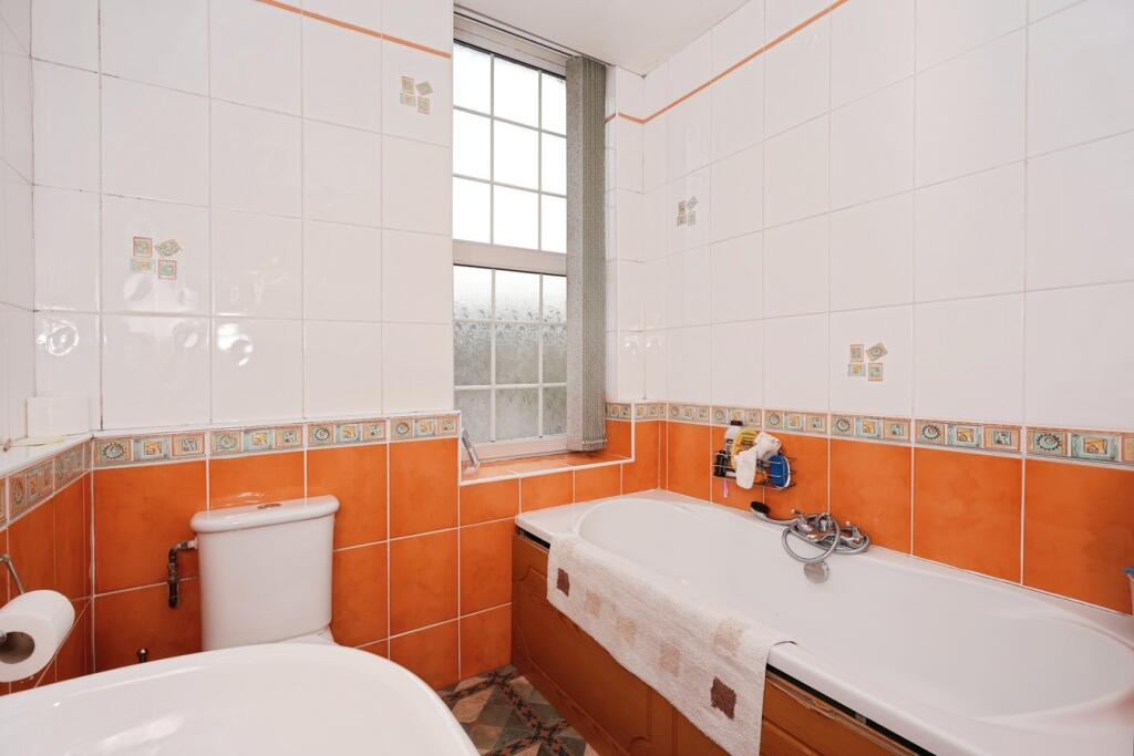 Additional image 13 of Leeds Road, Idle, Bradford, BD10