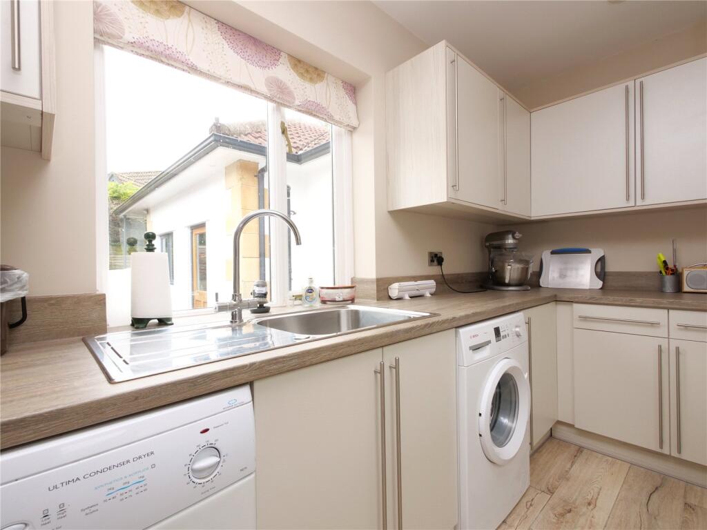 Additional image 17 of Oustanding Five Bedroom House In Pilton