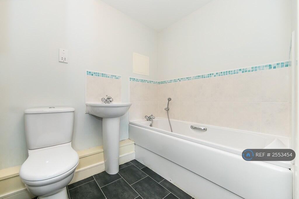 Additional image 13 of Navigation Drive, Bradford, BD10