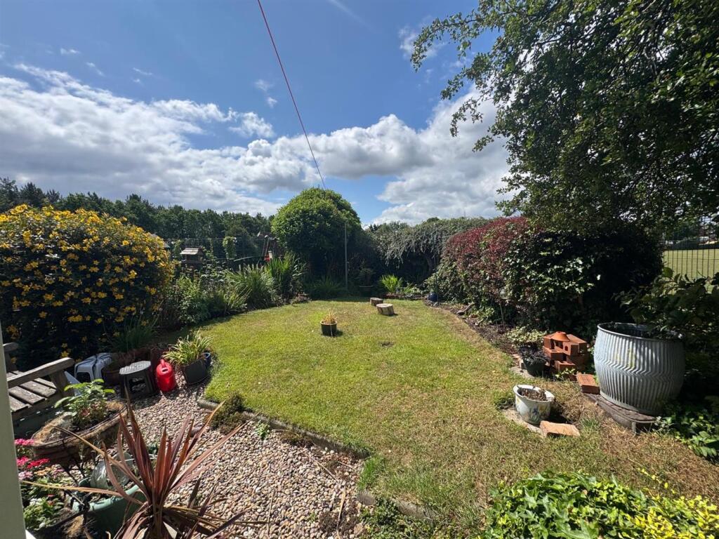 Additional image 21 of Oakway, Birkenshaw