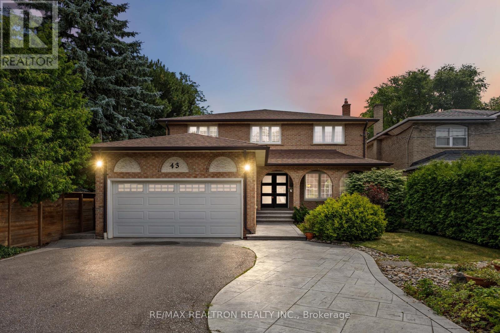 Property image for 43 LAWNVIEW DRIVE|Toronto (Willowdale East), Ontario M2N5J9