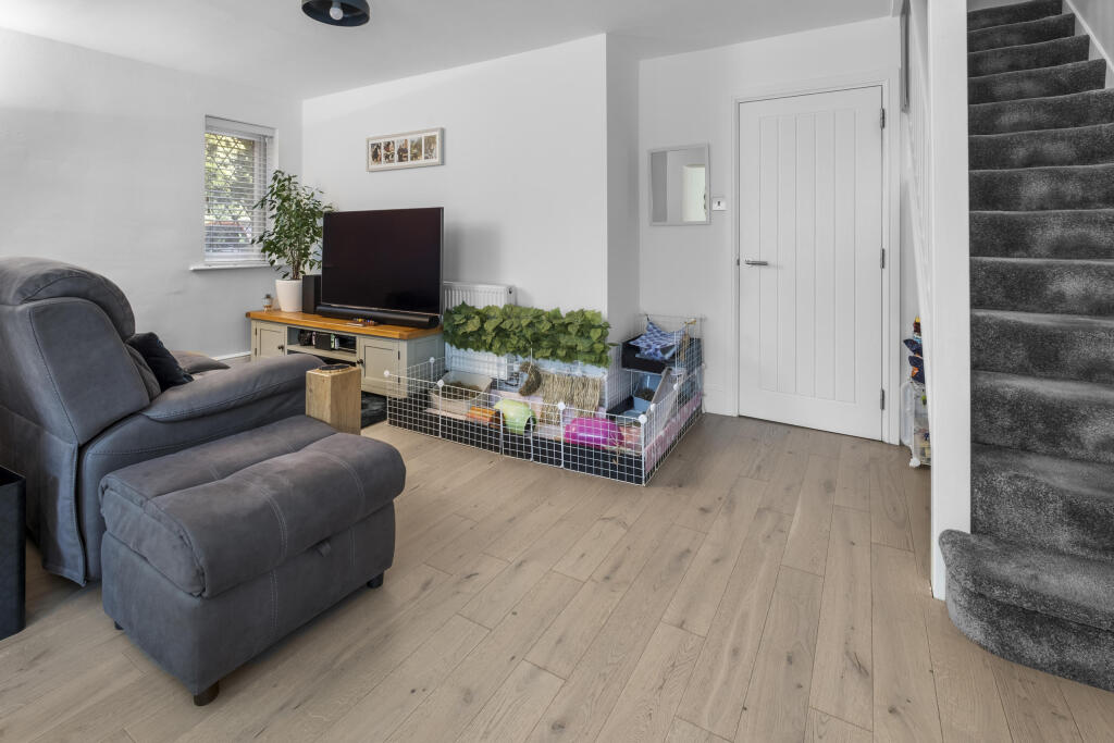 Additional image 8 of Juniper Cottage, 3 Rigby Hall, Rigby Lane, Bromsgrove. B60 2EW