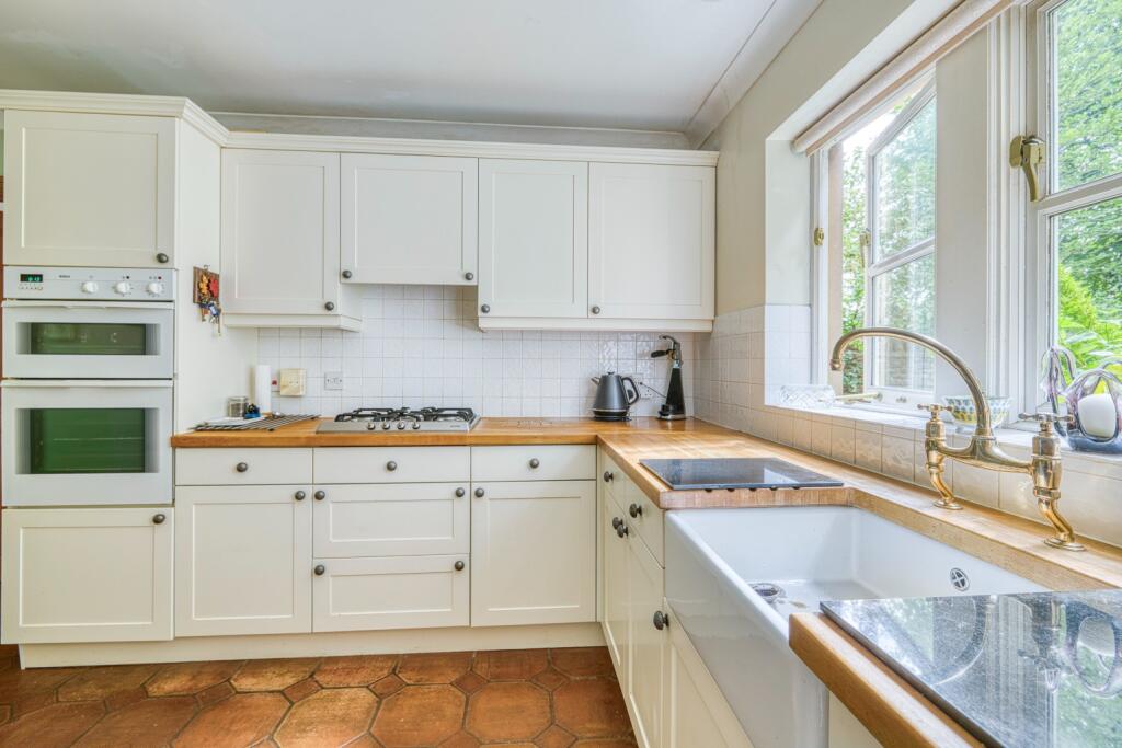 Additional image 14 of Nr. Wells