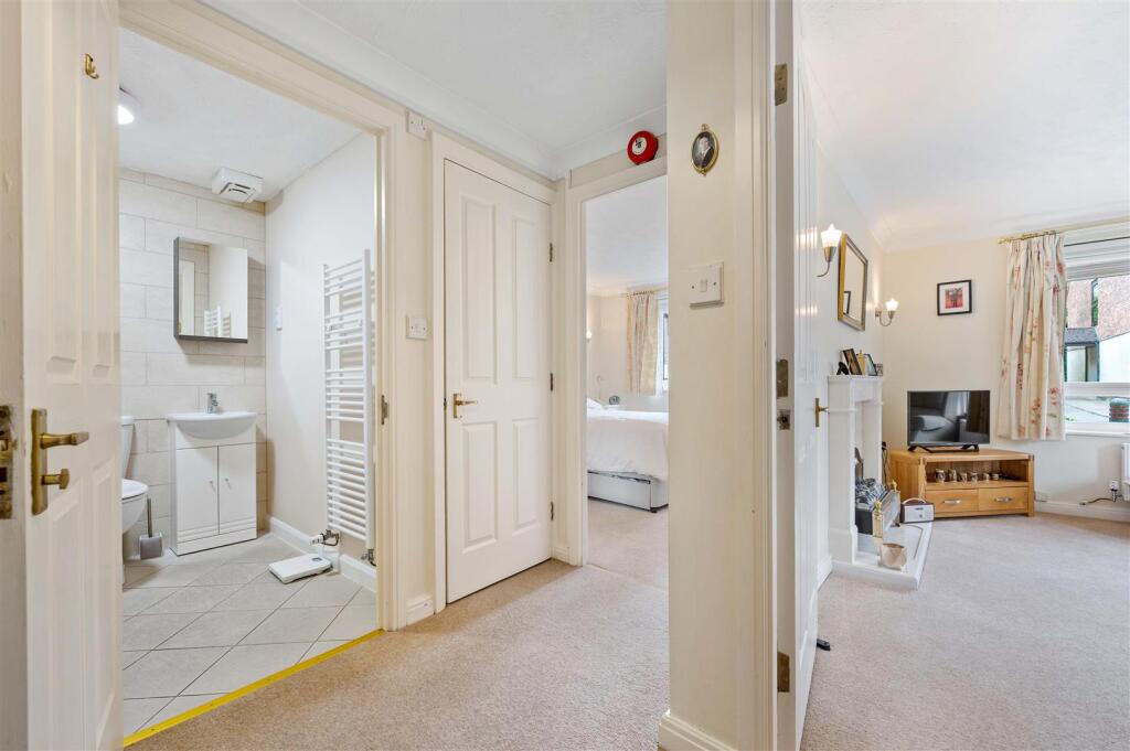 Additional image 6 of Chestnut Walk, Henley-In-Arden