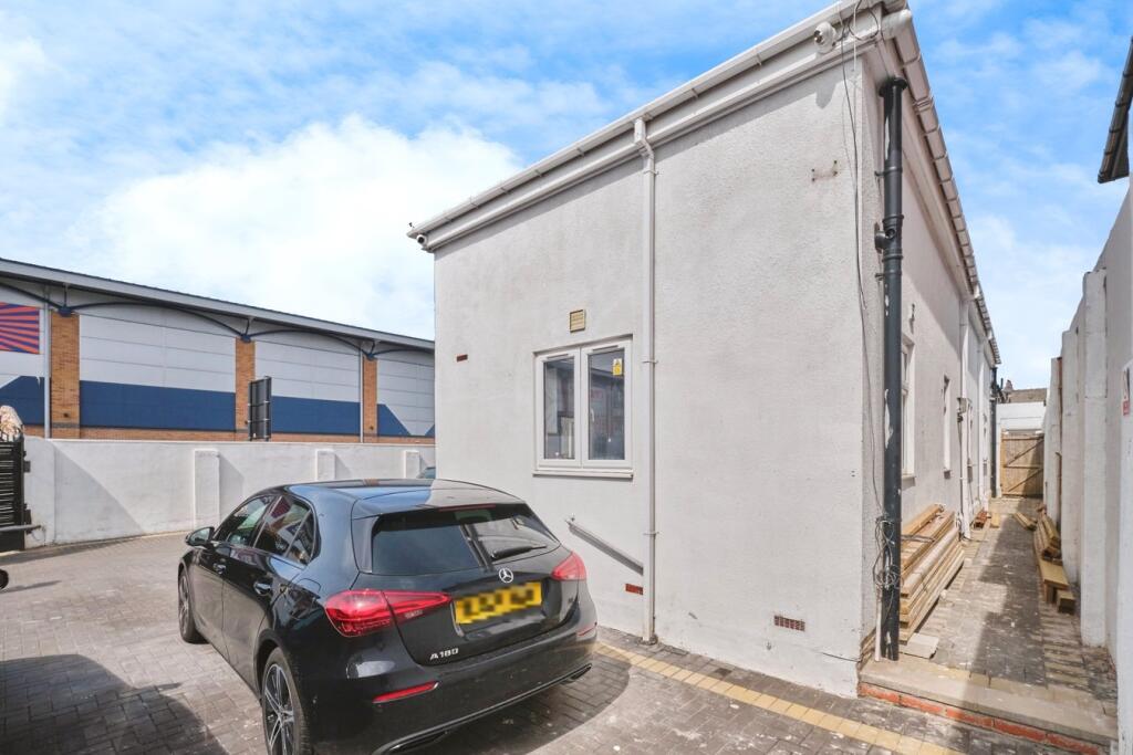 Additional image 27 of Bratt Street, West Bromwich, B70