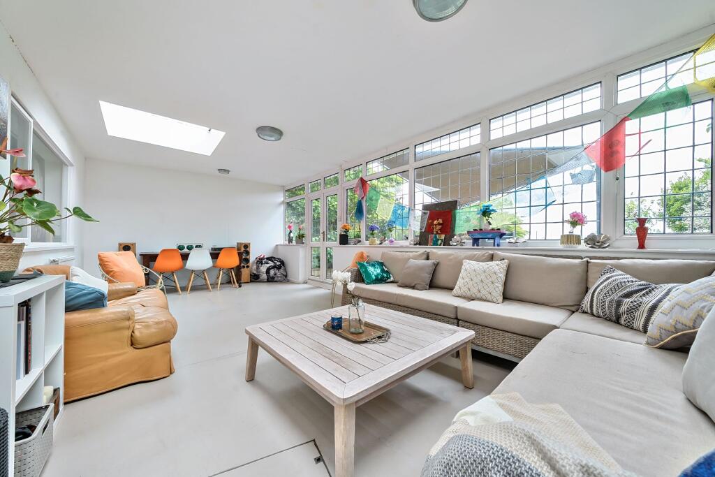 Additional image 2 of The Grange, Bratton Road, West Ashton, BA14 6AZ