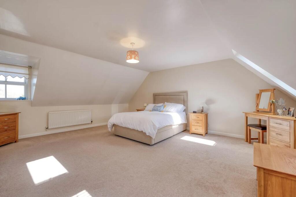 Additional image 18 of Great Hockings Lane, Webheath, B97