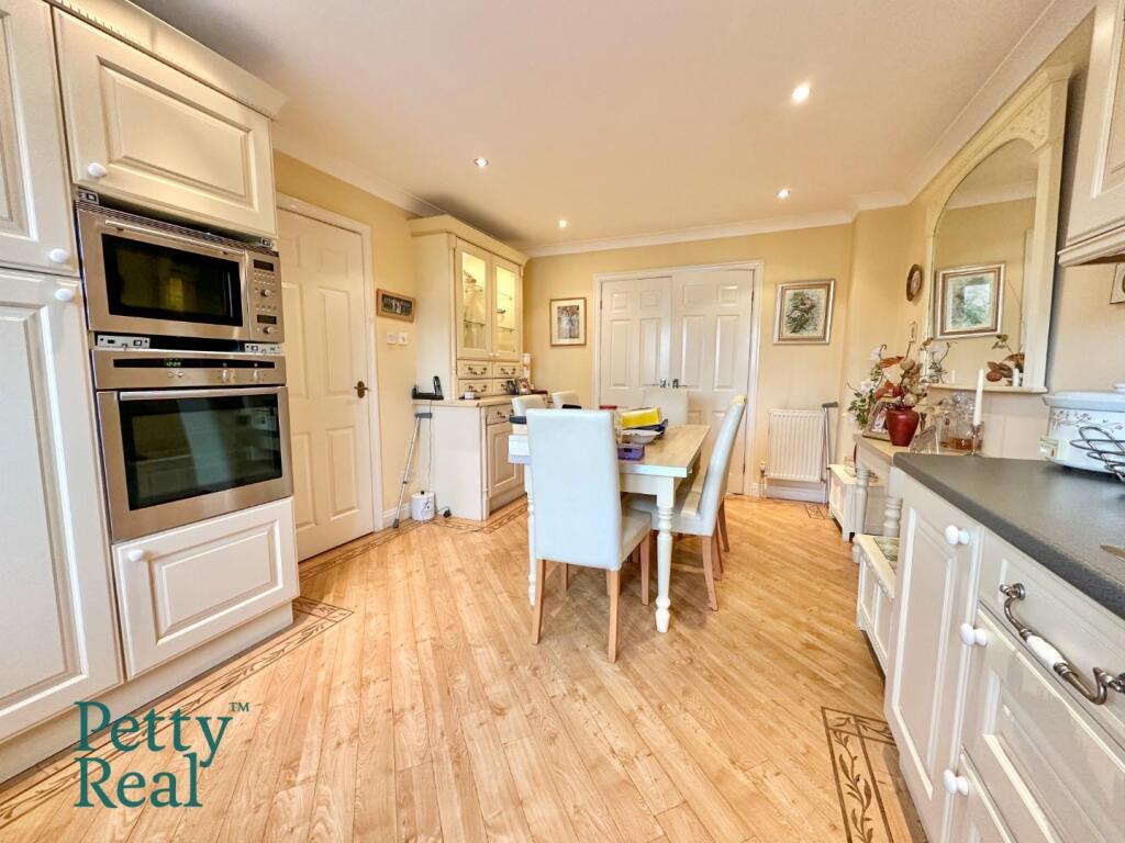 Additional image 18 of Holmefield Gardens, Barrowford