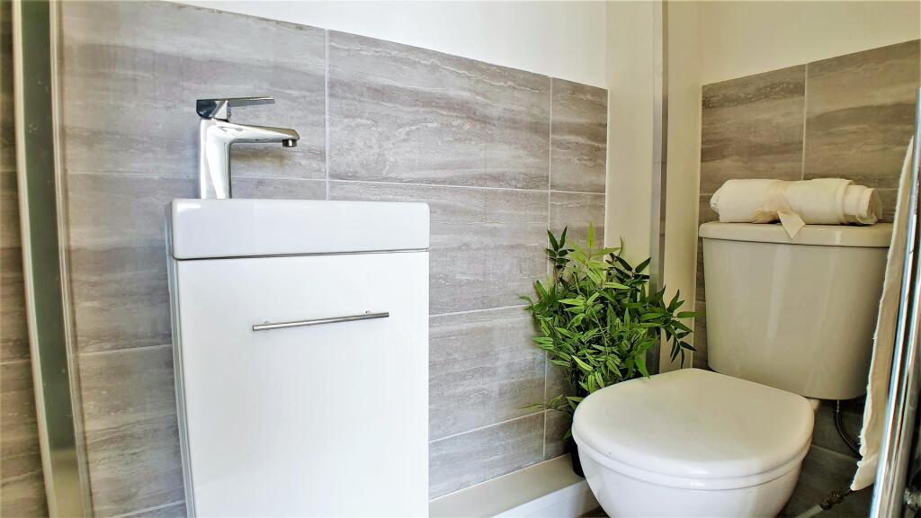 Additional image 4 of Bearwood Road, Smethwick