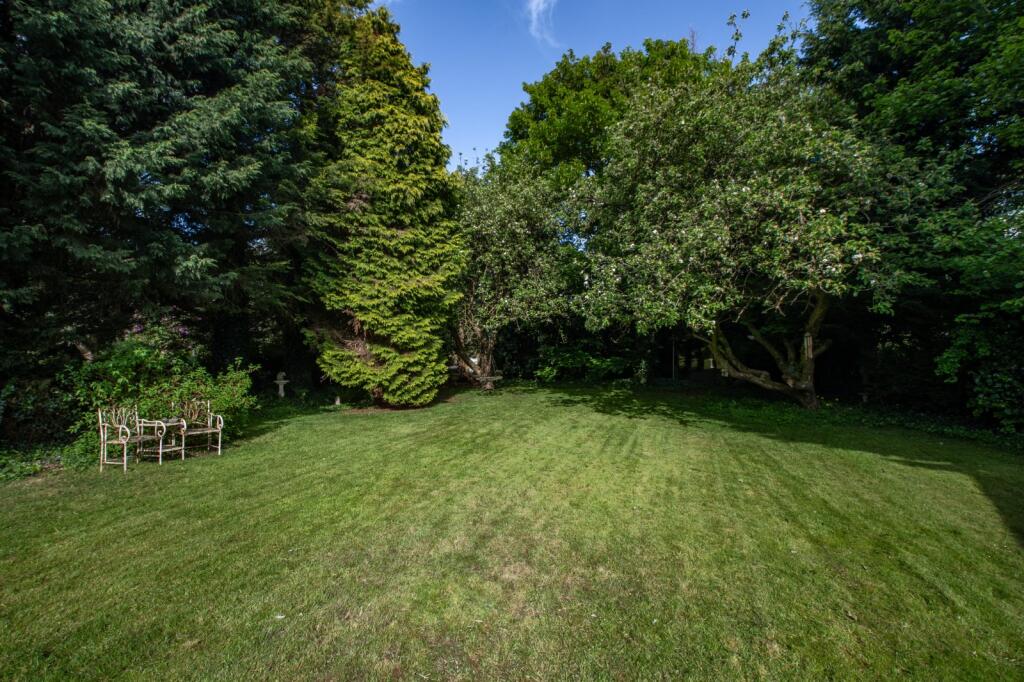Additional image 21 of Hinton Fields, Bournheath, Bromsgrove, Worcestershire, B61