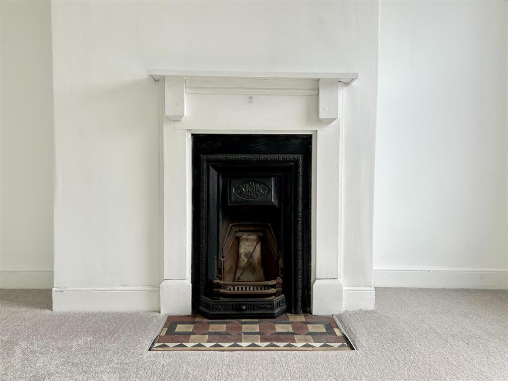 Additional image 17 of Halesowen Road, Cradley Heath