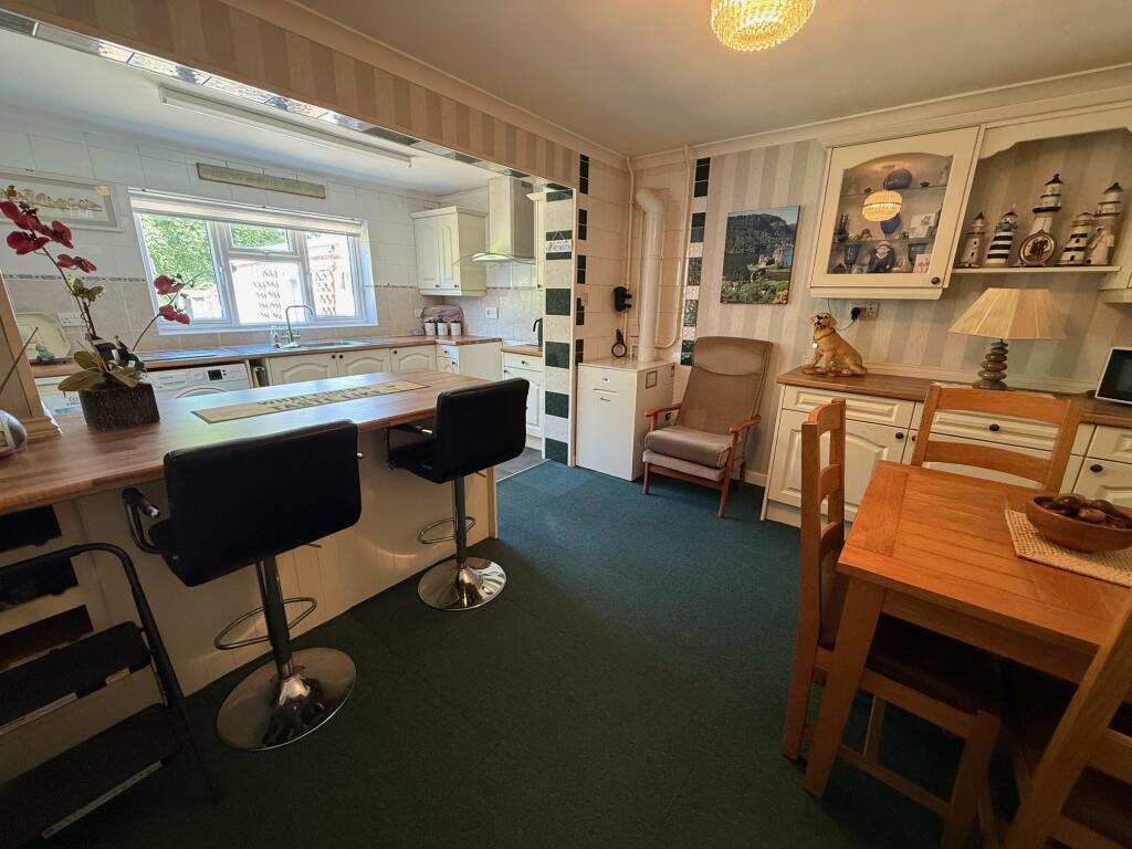 Additional image 5 of Bridle Way, Barwick, Yeovil, Somerset, BA22 9TN