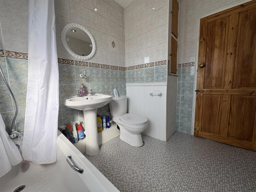 Additional image 25 of Oakwood Road, Sutton Coldfield