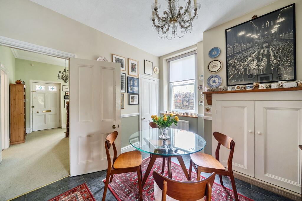 Additional image 11 of Glastonbury Road, Wells, BA5