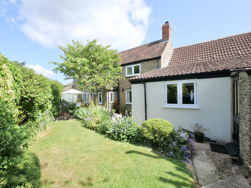 Additional image 3 of Honeysuckle cottage, Henstridge