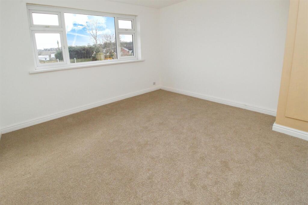 Additional image 6 of Markfield Avenue, Low Moor, Bradford, BD12 0UH