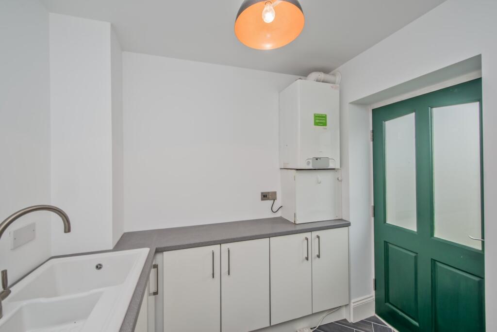 Additional image 14 of Oxford Road, Gomersal, Cleckheaton, BD19