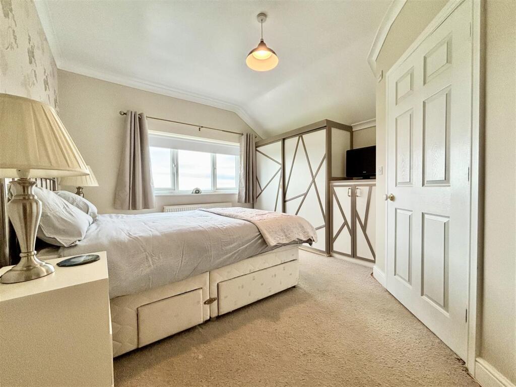 Additional image 11 of Long Lane, Queensbury, Bradford