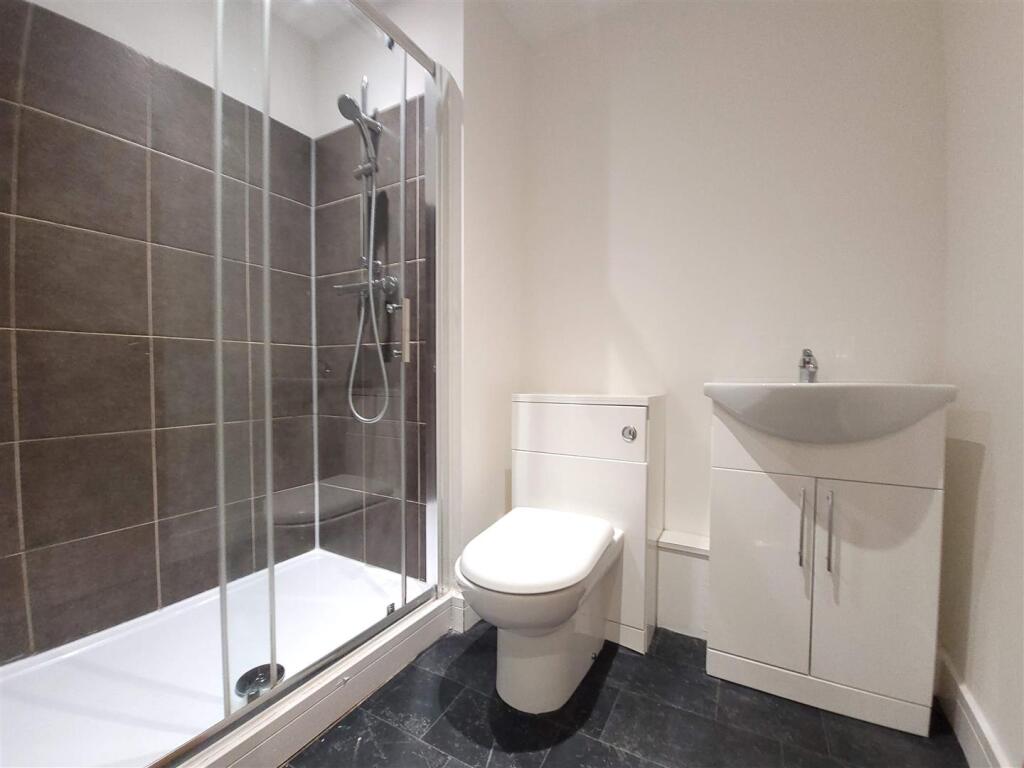 Additional image 5 of Flat 10 , law Russell House , 63 Vicar Lane, Bradford