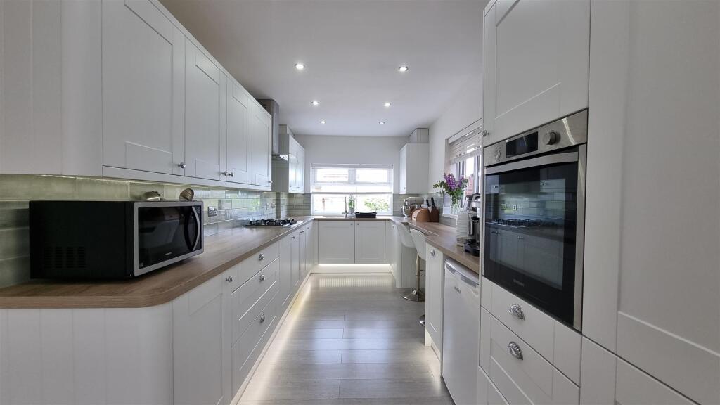 Additional image 8 of Douglas Road, Hollywood, Birmingham